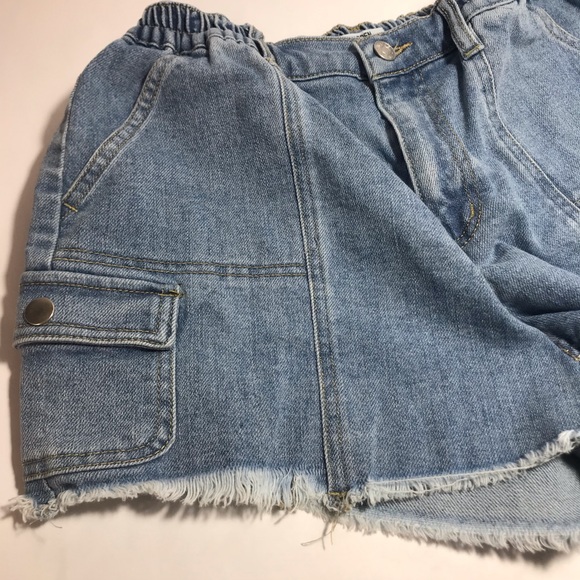 Madden NYC Denim Blue Cut-Off Elastic Waist Cargo Short Shorts Size S - Picture 7 of 14
